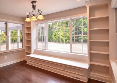 built in bench and shelving the dining area