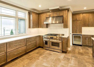 high end range and cabinets