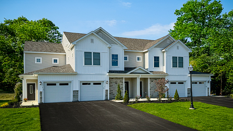 LELAND Condominium