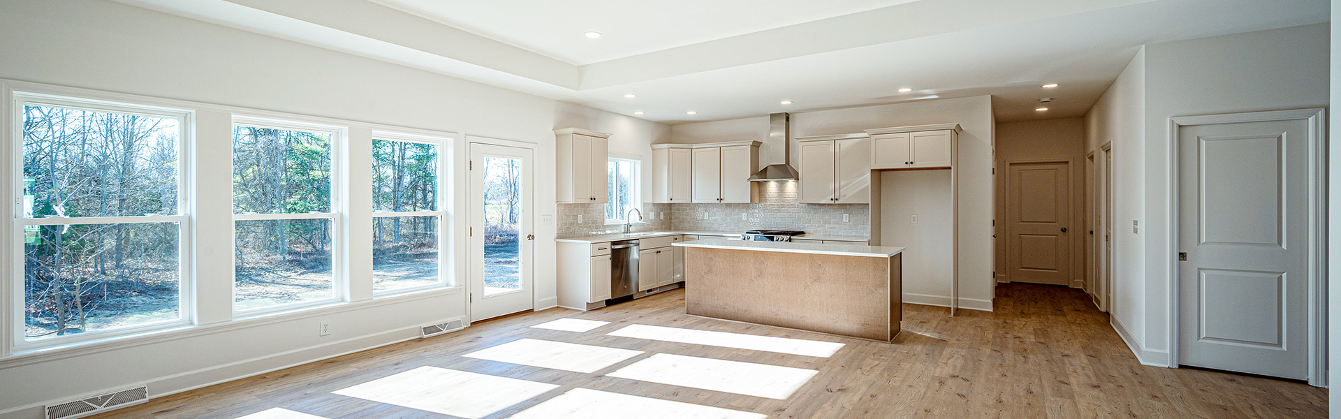 32-HTW-ABERDEEN-2-Spec